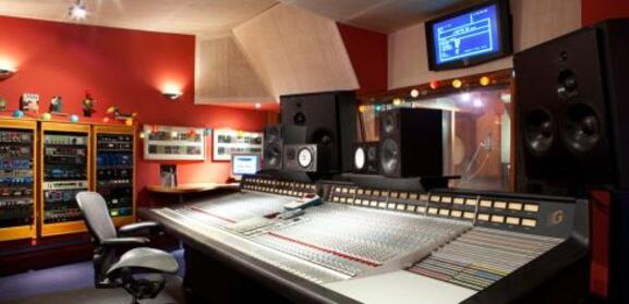 Как формируется цена на аренду студии звукозаписи?